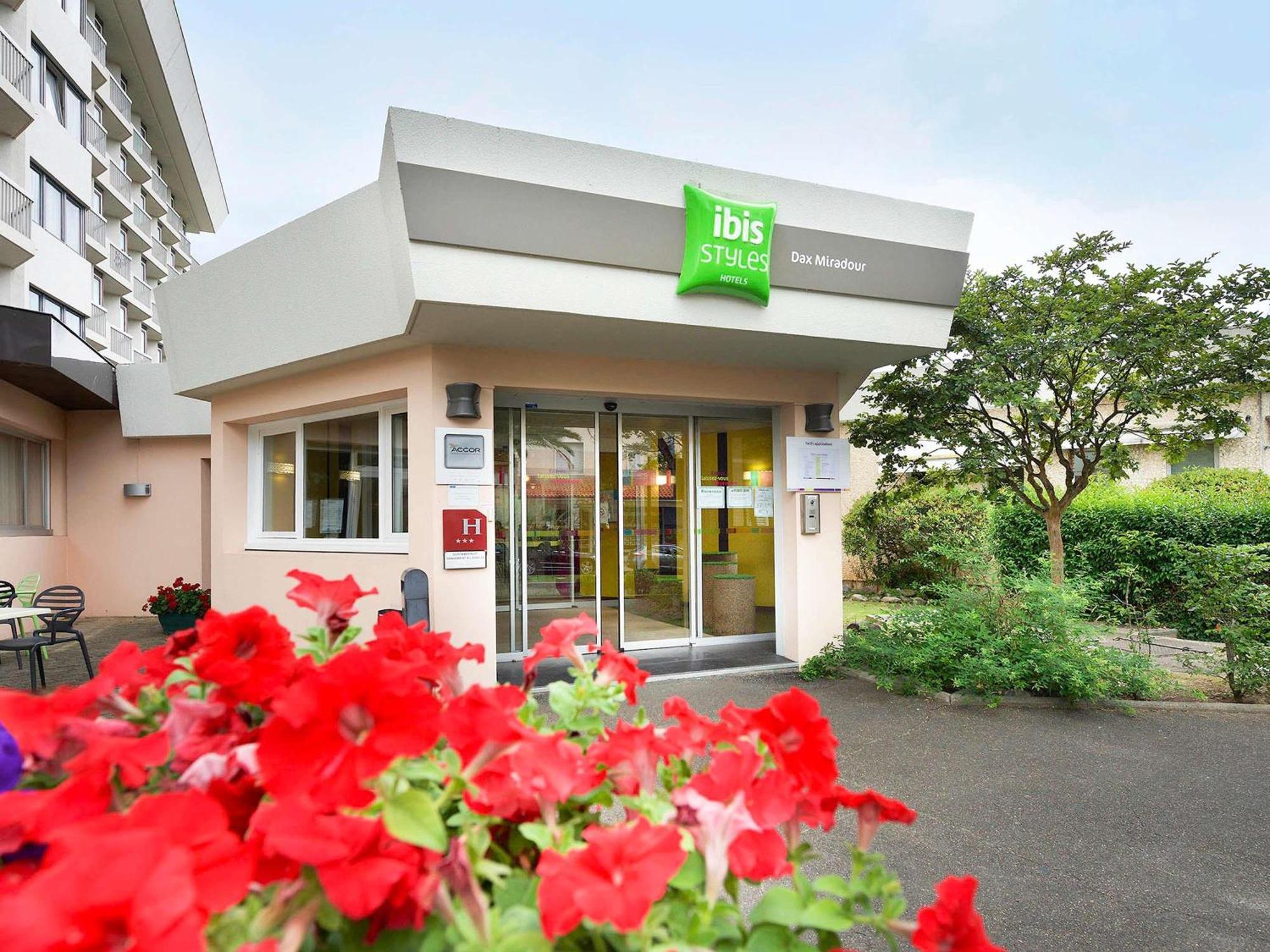 Ibis Styles Dax Centre Hotell Exteriör bild